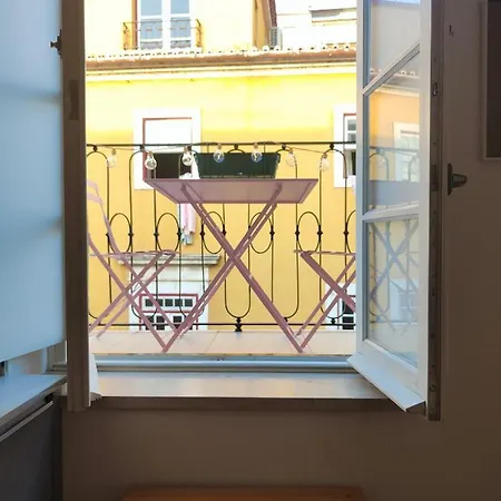 Rose Essence Aparment - Exceptional Balcony Apartment *