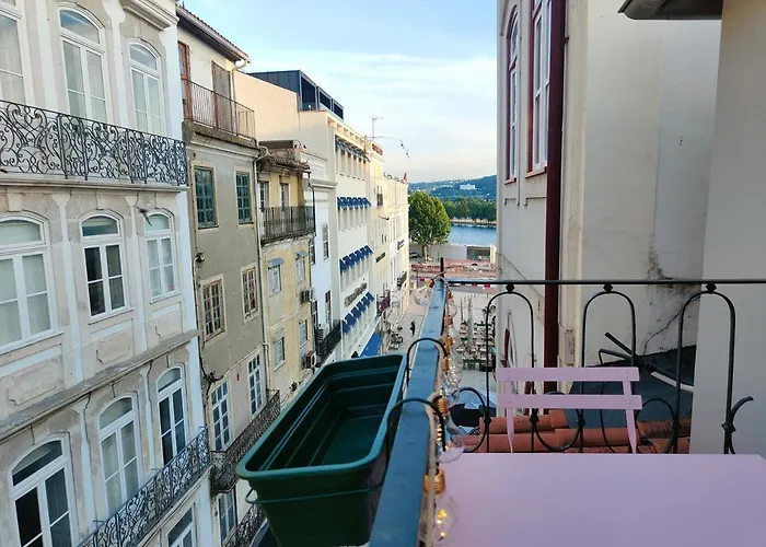 公寓 Rose Essence Aparment - Exceptional Balcony 科英布拉